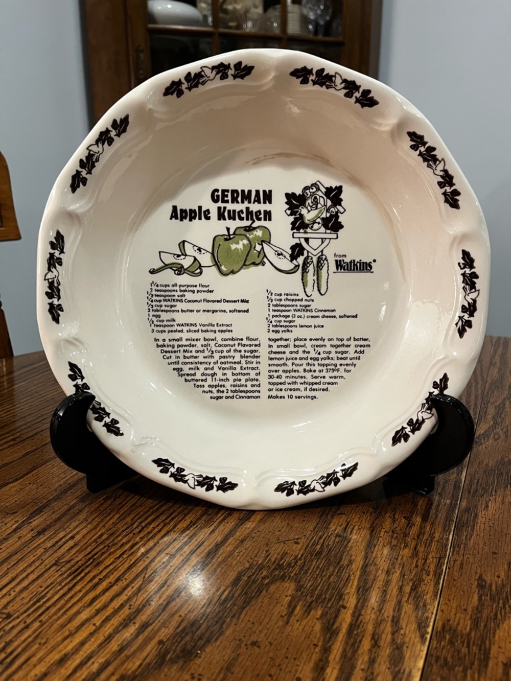 German Apple Kuchen Pie Plate from Watkins